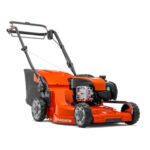 Rasaerba Husqvarna LC247S semovente, a scoppio, facile da utilizzare