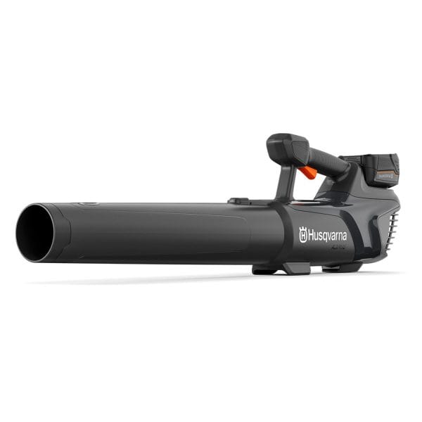 Soffiatore Aspire Husqvarna B8X-P4A con batteria da 4,0 Ah e caricabatterie